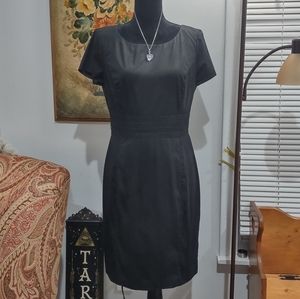 Perfect Black Dress for Any Occasion Size 10/12 Forever 21